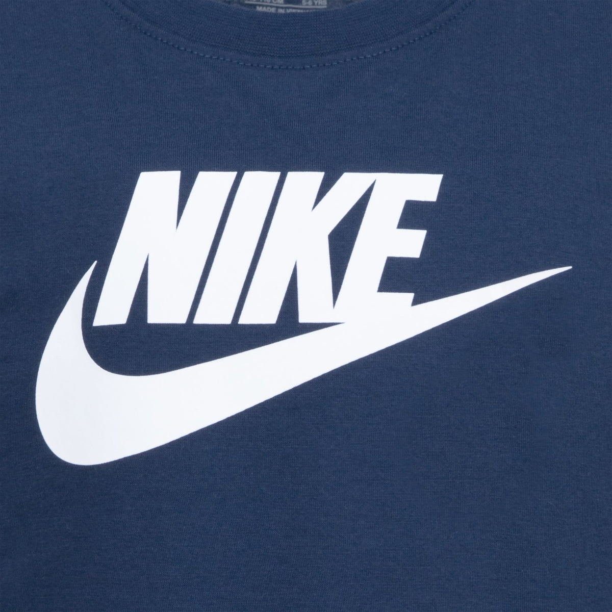 NIKE ENSEMBLE TEE-SHIRT ET SHORT CLUB