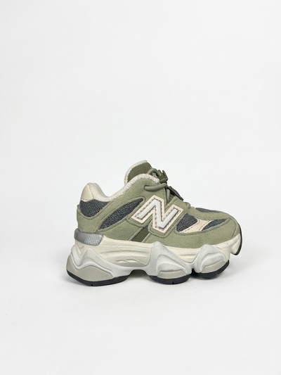 NEW BALANCE 9060 BEBE GARTER S