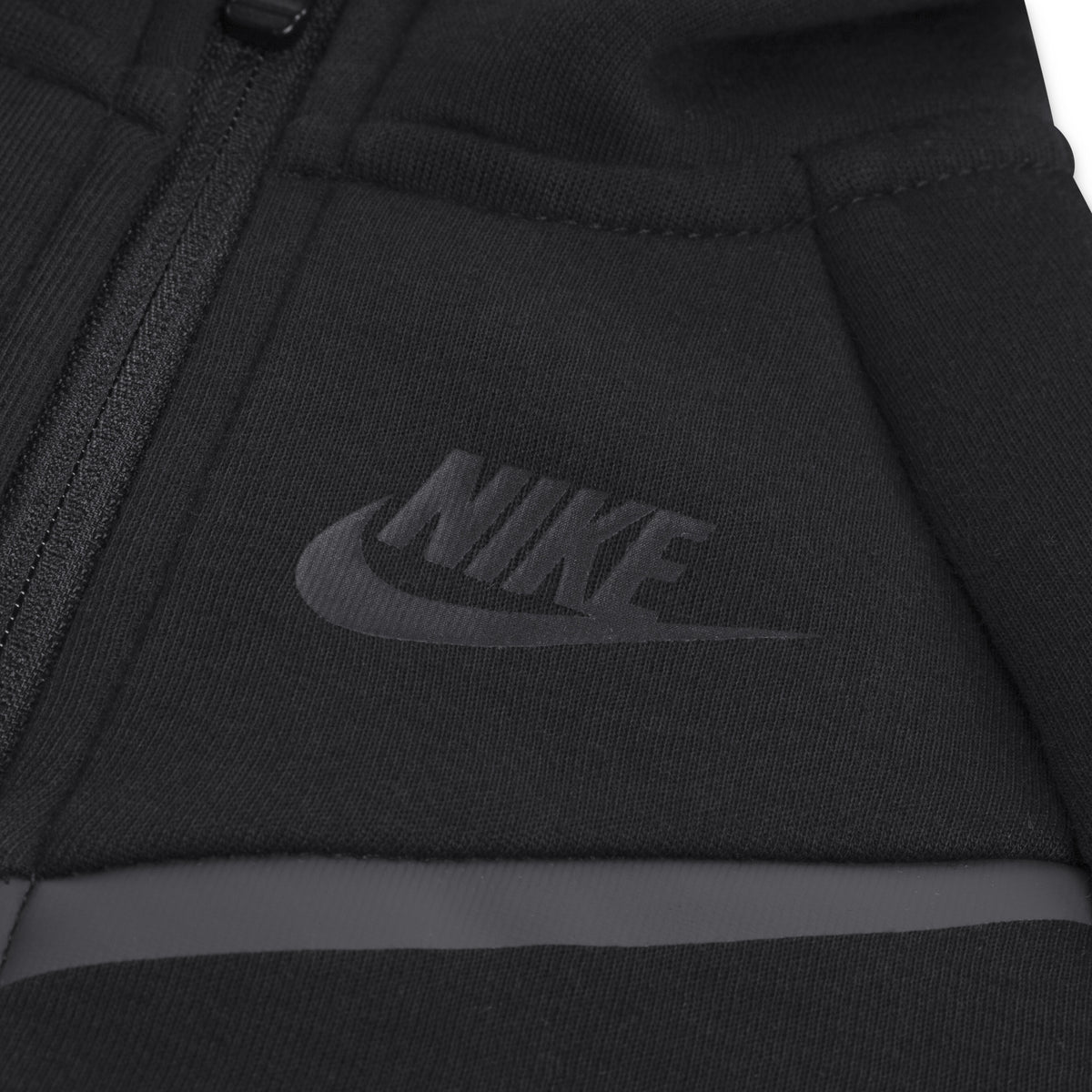 NIKE ENSEMBLE TECH FLEECE