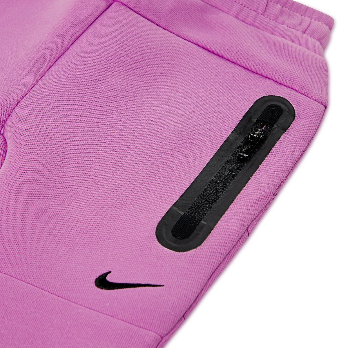NIKE ENSEMBLE TECH FLEECE