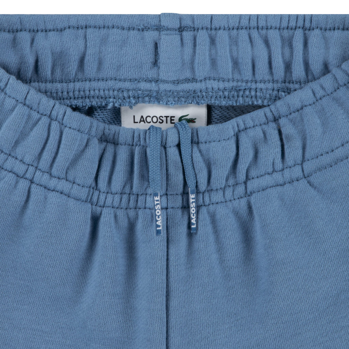 LACOSTE ENSEMBLE TEE-SHIRT ET SHORT CROCO