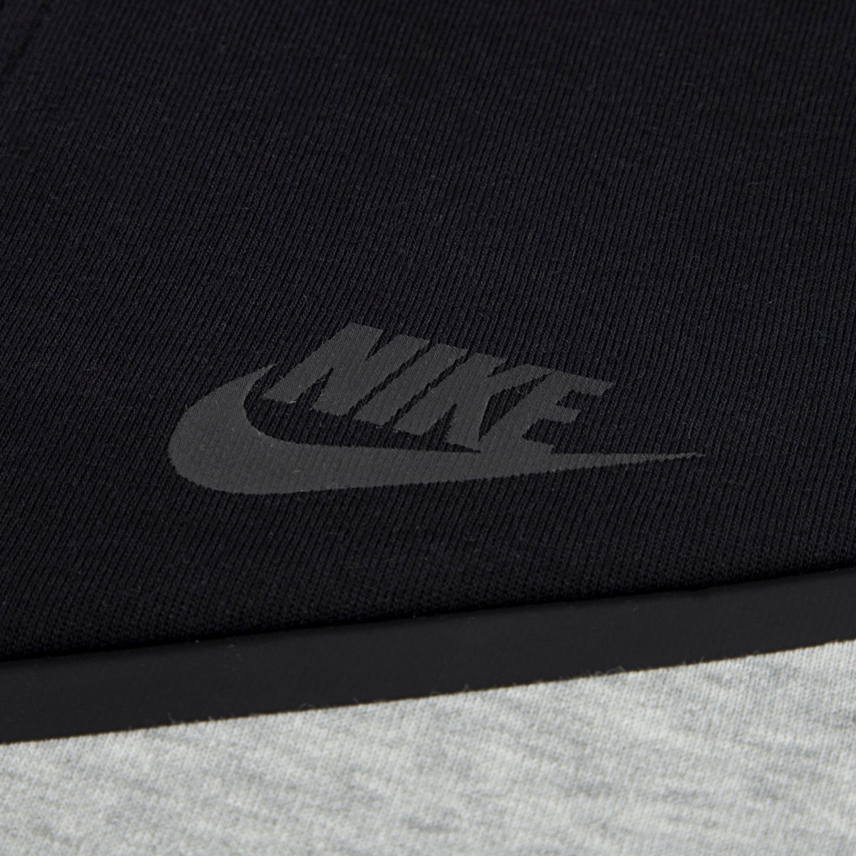 NIKE ENSEMBLE TECH FLEECE