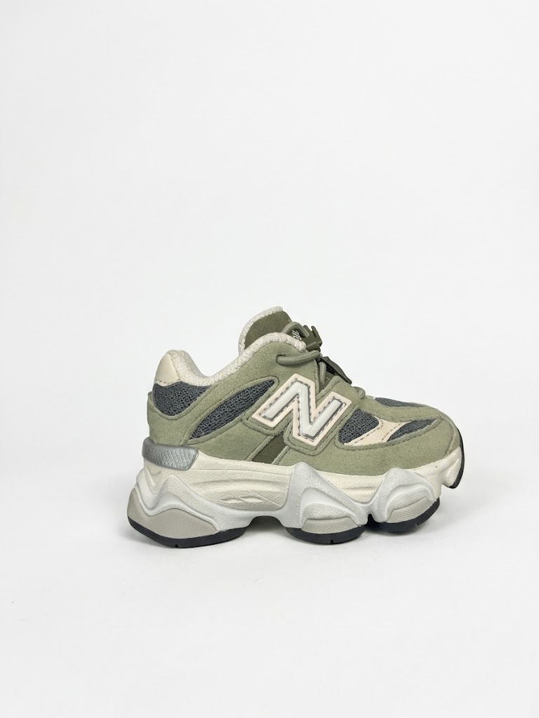 NEW BALANCE 9060 BEBE GARTER S